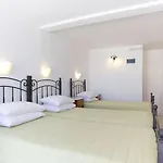 Anixi Hotel 2*