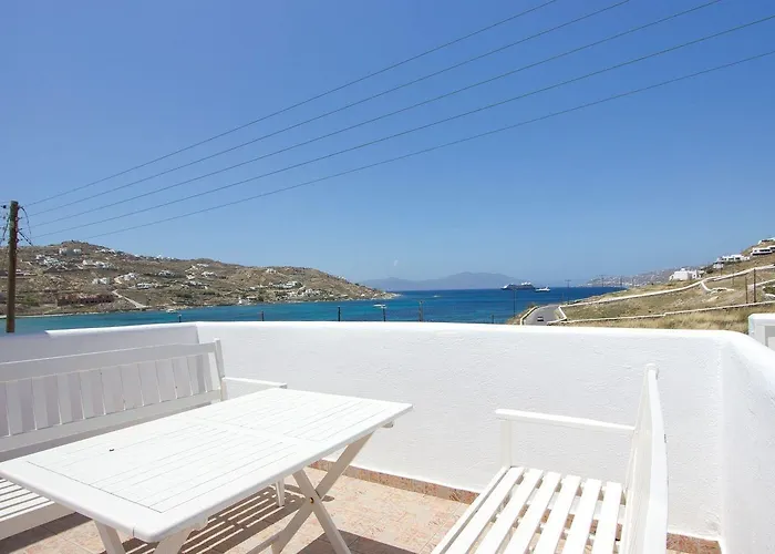 Anixi Ornos (Mykonos)