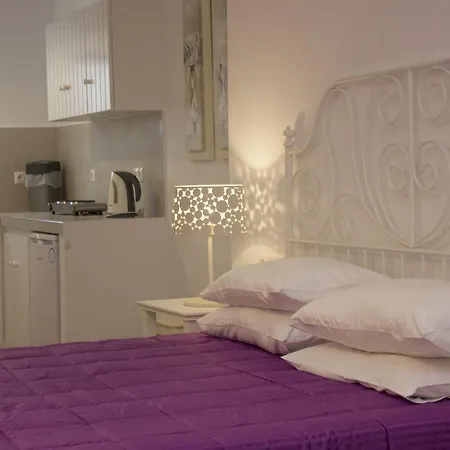 Anixi Hotel