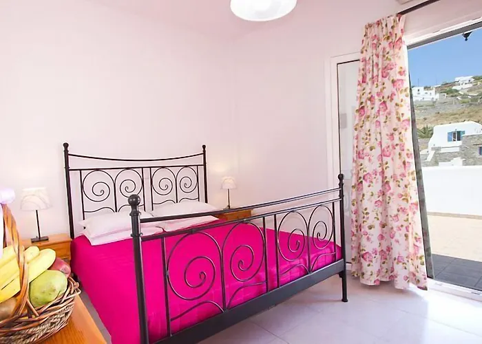 Anixi Ornos (Mykonos)