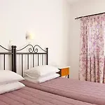 Hotel Anixi 2*